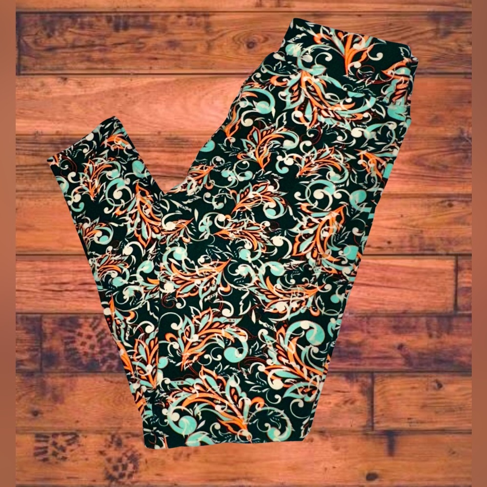 3/$30 LulaRoe Leggings OS